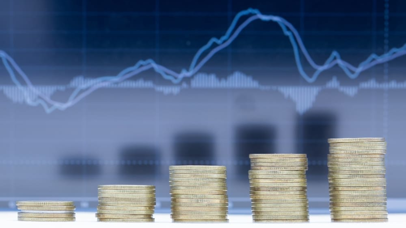 einfluss-steigende-zinsen-auf-goldpreis